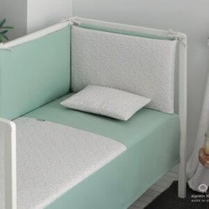 Colcha hojas verde+chichonera cuna