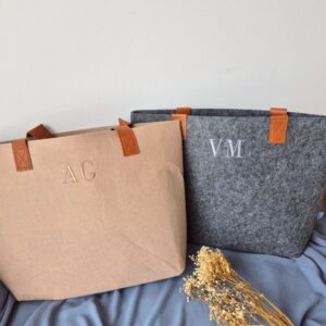 Bolso fieltro con iniciales